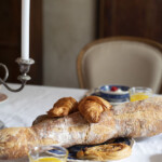 Ontbijt Chateau des Chauvaux croissants en pain